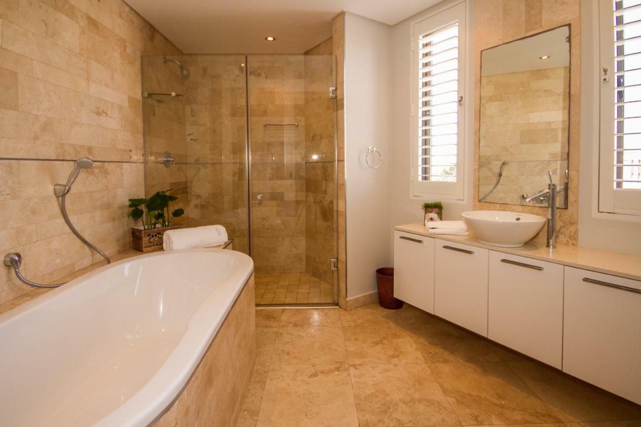 Apartment A Upper Deck Plettenberg Bay Bagian luar foto